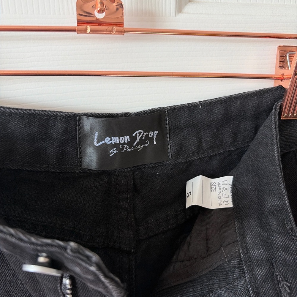 Edgy Black Studded Jean Shorts - Picture 3 of 3